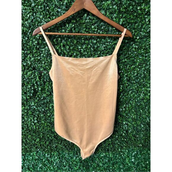 SKIMS NWT BARELY THERE SHAPEWEAR BODYSUIT IN CLAY SZ XL - Picture 1 of 5